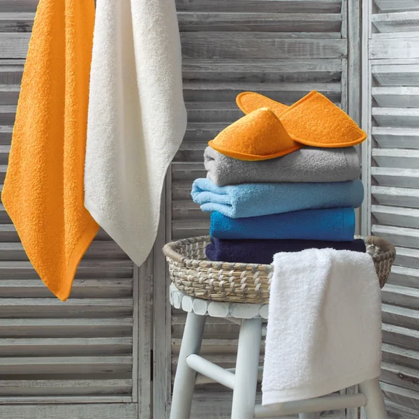 Chaussons de bain PURE Jaune Or taille Large (L) du 41 au 43