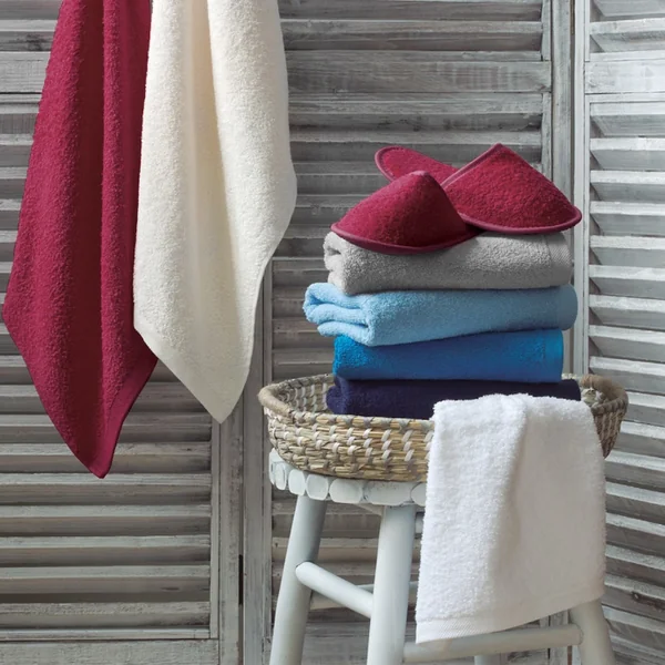 Chaussons de bain PURE Rouge Bordeaux taille Small (S) du 36 au 38