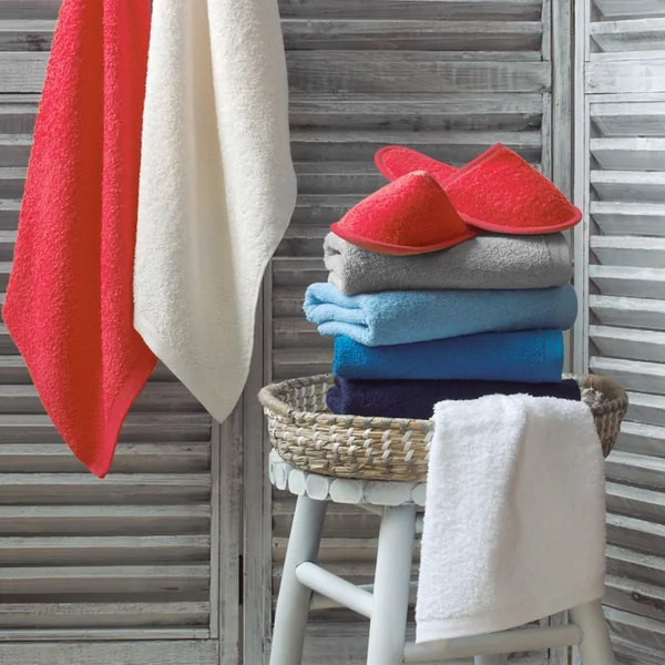 Chaussons de bain PURE Rouge taille Small (S) du 36 au 38