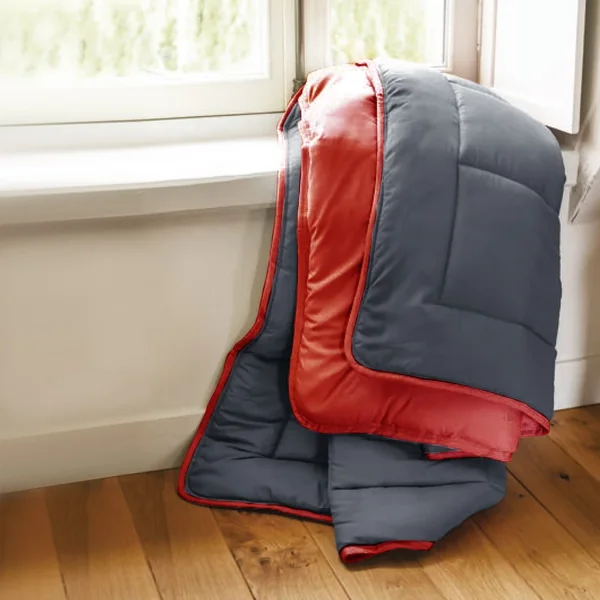 Couette été 240x220 cm COCOON BICOLORE Gris/Rouge garnissage fibre polyester 200 g/m2