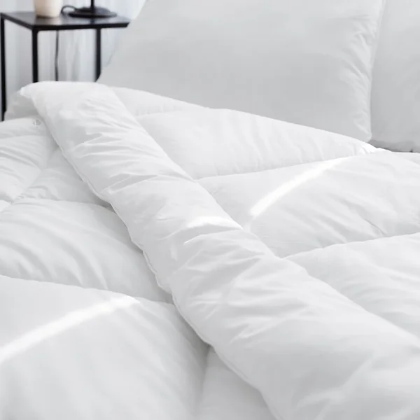 Couette été 260x240 cm CASTOR garnissage fibre polyester 200 g/m2
