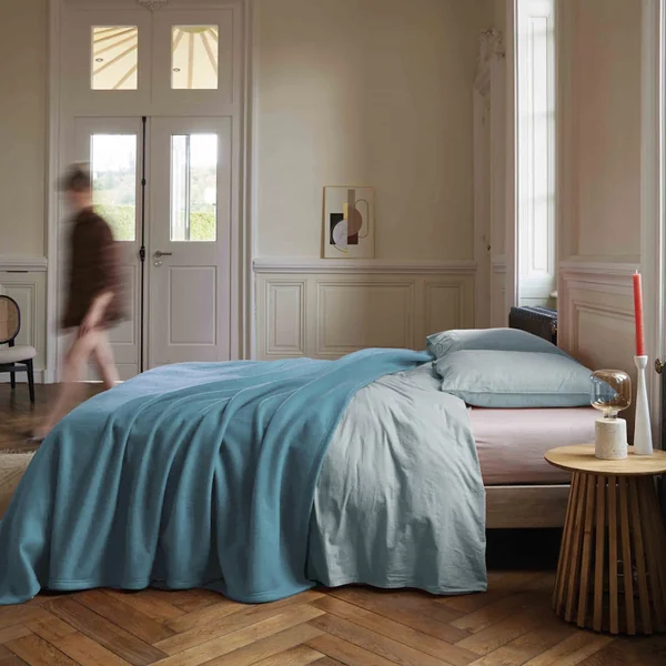Couverture polaire 240x260 cm 100% Polyester 350 g/m2 TEDDY bleu Lac
