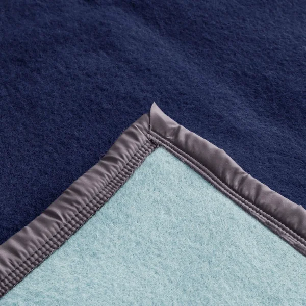 Couverture pure laine vierge Woolmark 500g/m², VOLTA 240x260 cm Bleu Marine/Myosotis