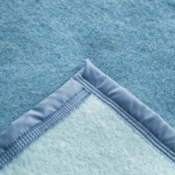 Couverture pure laine vierge Woolmark 500g/m², VOLTA 240x300 cm Bleu Azur