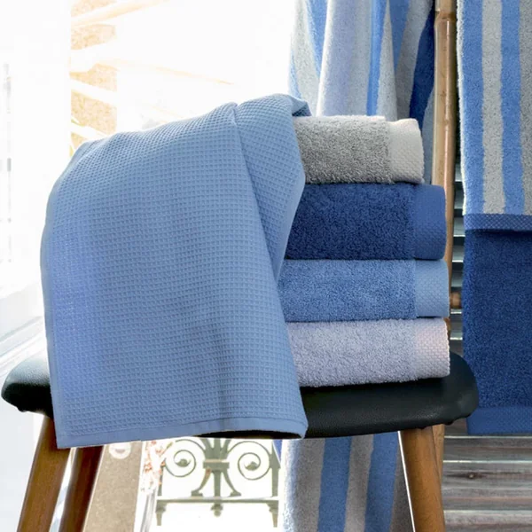 Drap de douche 70x140 cm nid d'abeille PURE WAFFLE 300 g/m² bleu mer