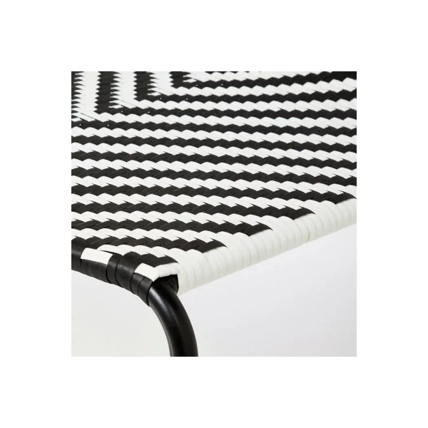 Fauteuil bas de jardin GoodHome Morillo acier noir et blanc motifs chevrons