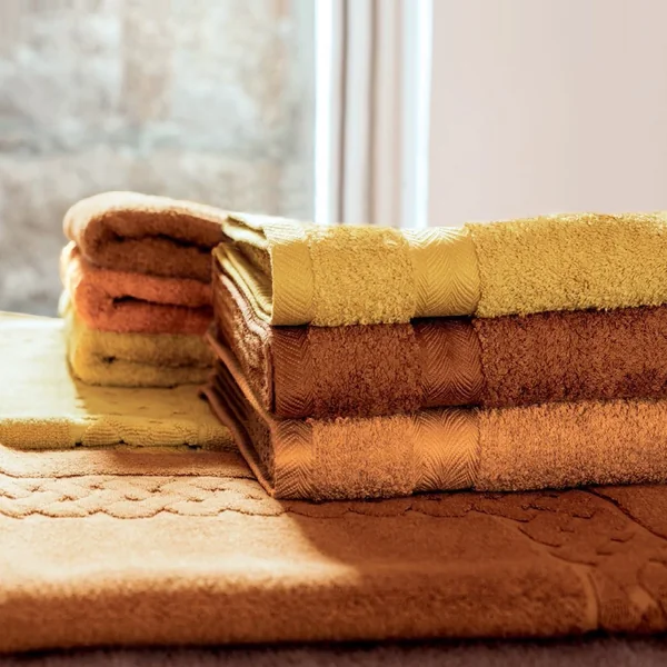 Gant de toilette 16x21 cm ROYAL CRESENT Jaune Topaze 650 g/m2
