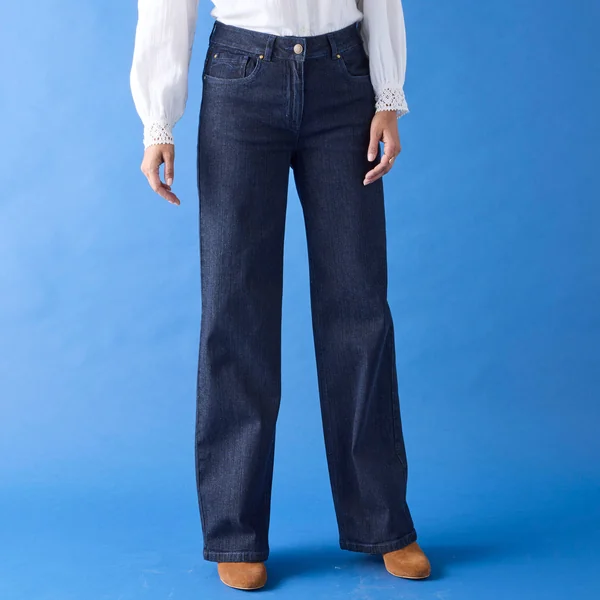 Jean coupe large stretch, petite stature, brut