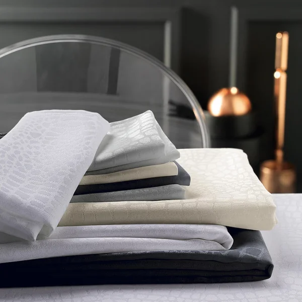 Lot de 3 serviettes de table 45x45 cm Jacquard 100% polyester LOUNGE blanc