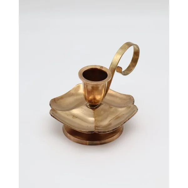 Mid-Century Scalloped Brass Chamberstick