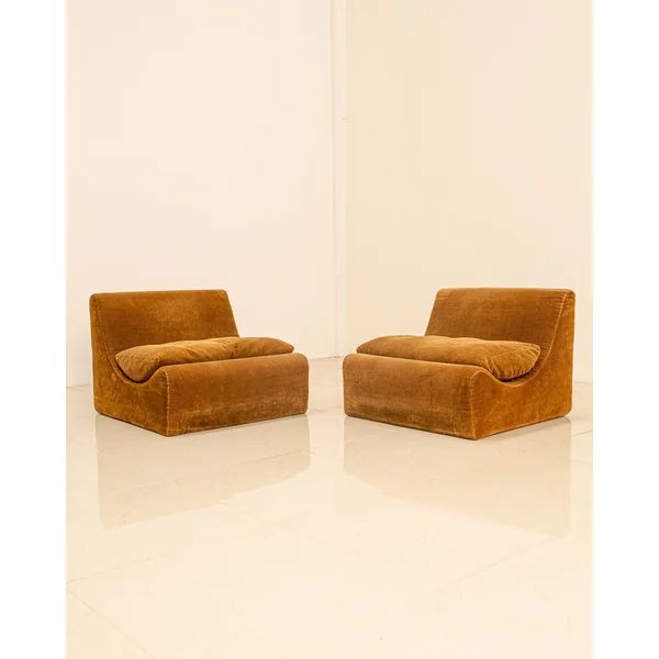 Paire de chauffeuses "Orbis" en velours marron par Luigi Colani pour Cor 60's