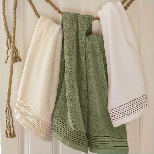 Parure de bain 6 pièces JULIET Vert 520 g/m2