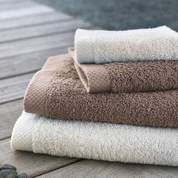 Parure de bain 6 pièces PURE Taupe 550 g/m2