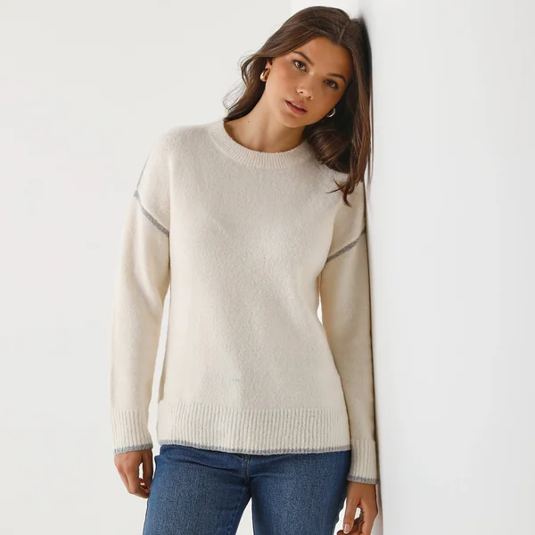 Pull bicolore en maille moelleuse , écru