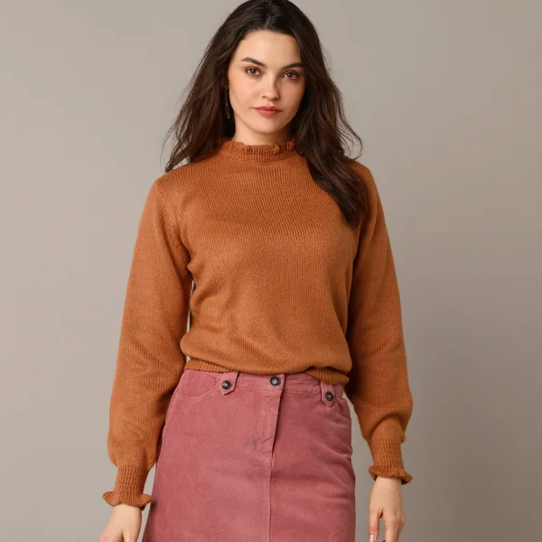 Pull col montant, finition frisotti, caramel