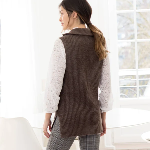 Pull tunique en côte sans manches, col montant zippé, chocolat