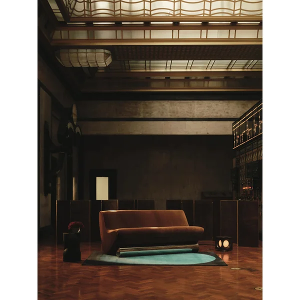 Sofa in Tobacco Velvet and Chrome - Vanguard