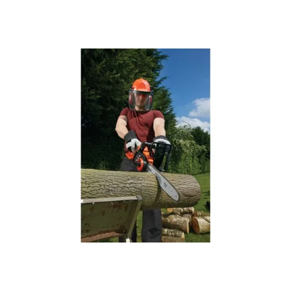 Tronçonneuse sans fil avec batterie 36 V - longueur du guide-chaîne 300 mm - poids 3,9 kg - Black+Decker GKC3630L25-QW