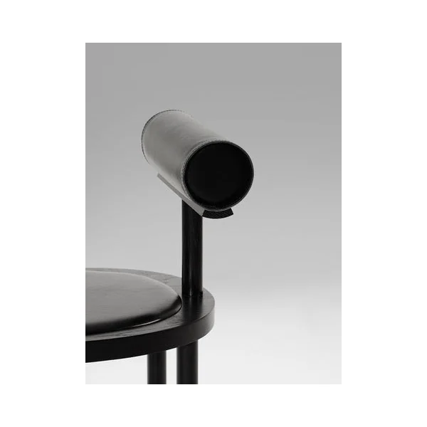 UNA Chair by Estudio Persona