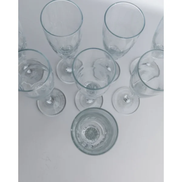 Vintage 1980s Champagne Glasses Set of 8, Flutes, Clear Glass, Swirled Stem, Gift Idea