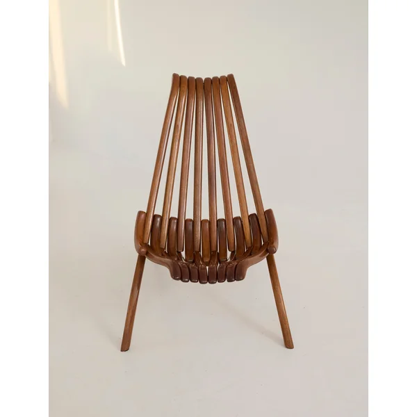 Vintage Artisanal Foldable Lounge Chair in Wood