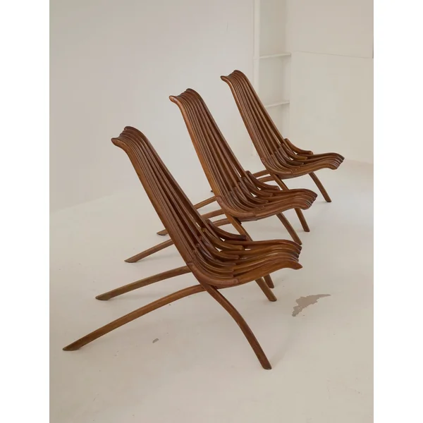 Vintage Artisanal Foldable Lounge Chair in Wood